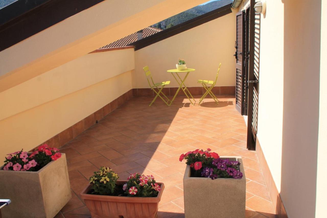 Apartamento Mansarda con camino Montefranco Exterior foto